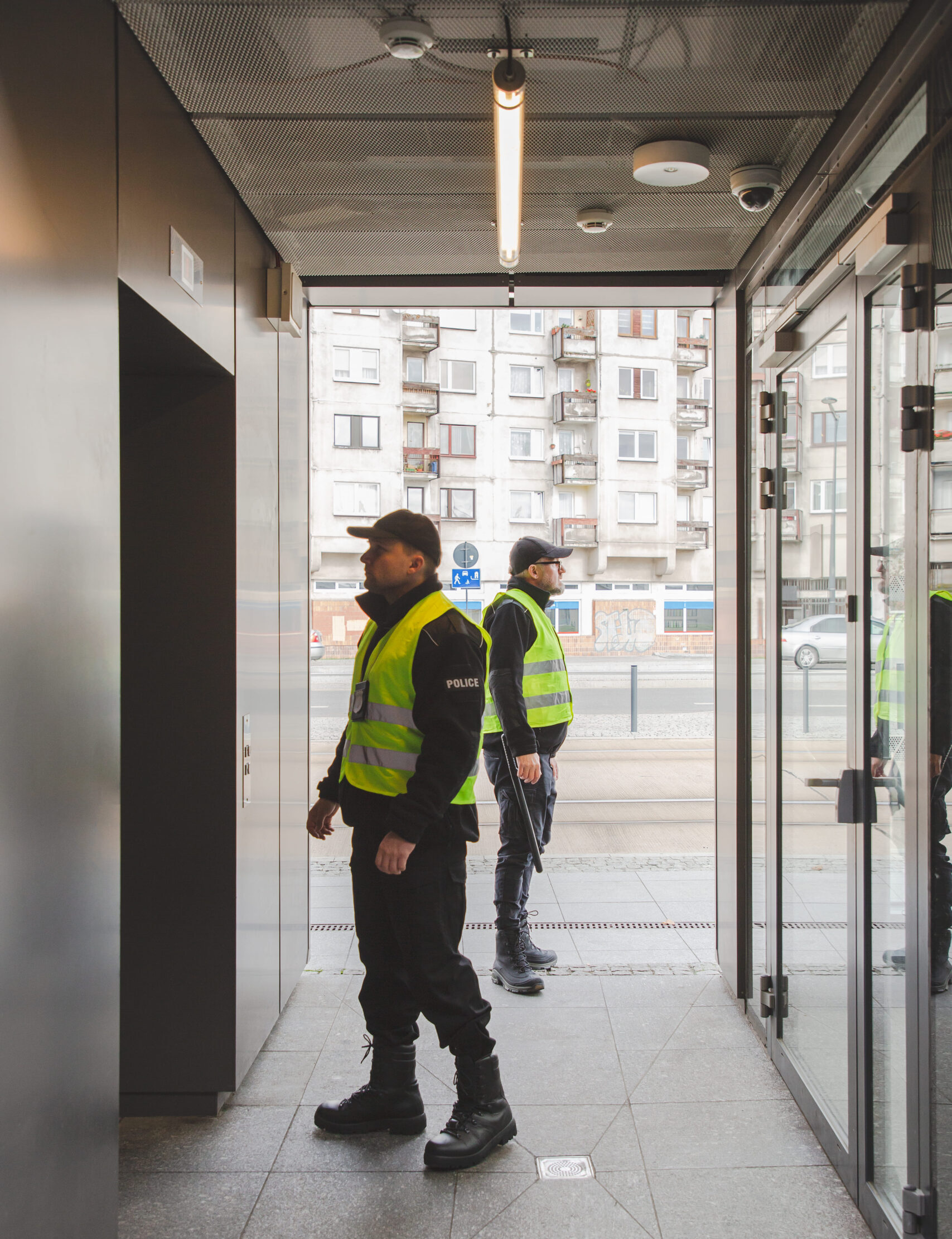 concierge security guards